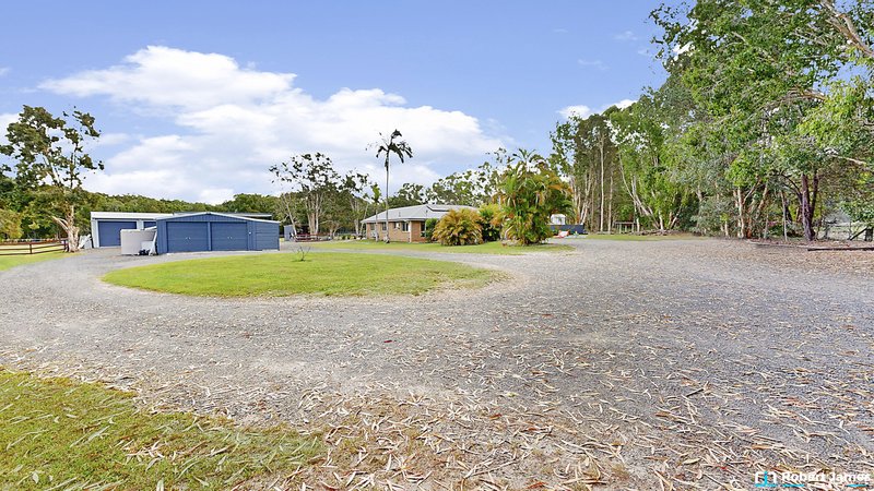 Photo - 21 Silverdale Court, Cooroibah QLD 4565 - Image 5