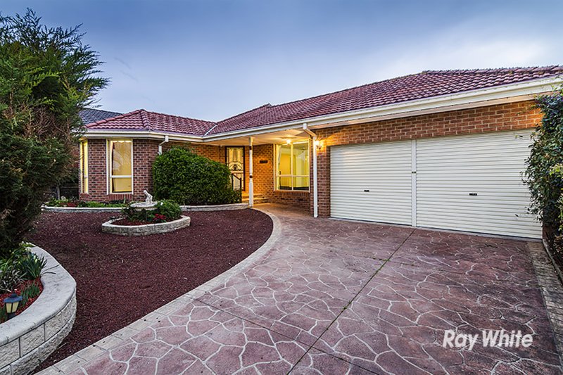 21 Sinatra Way, Cranbourne East VIC 3977