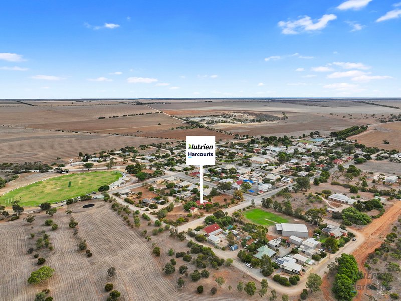 Photo - 21 Sixth Street, Curramulka SA 5580 - Image 3