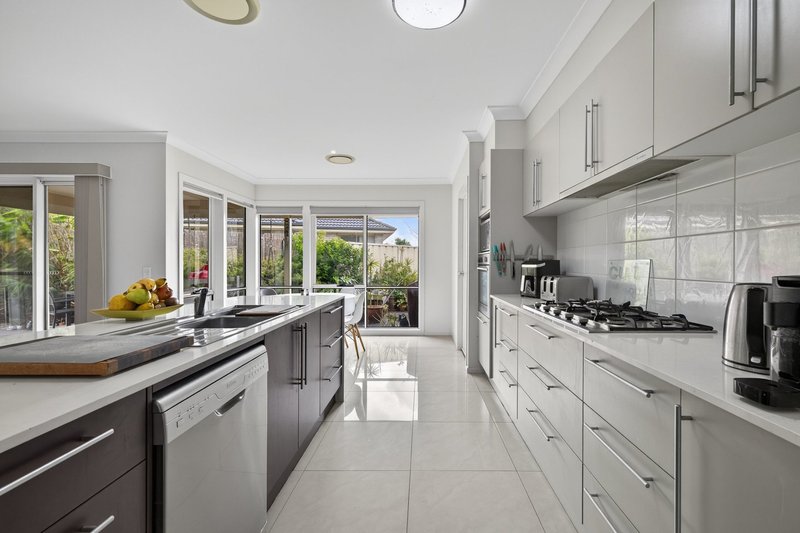 Photo - 21 Soliano Street, Rosemeadow NSW 2560 - Image 5