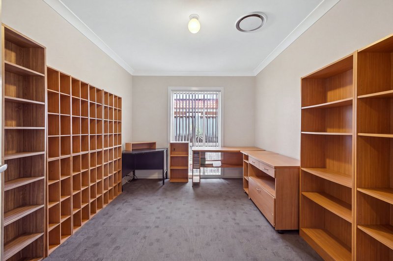 Photo - 21 Soliano Street, Rosemeadow NSW 2560 - Image 11