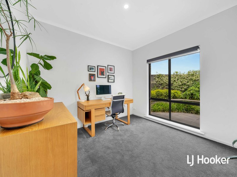 Photo - 21 Somerset Ave , Clearview SA 5085 - Image 16