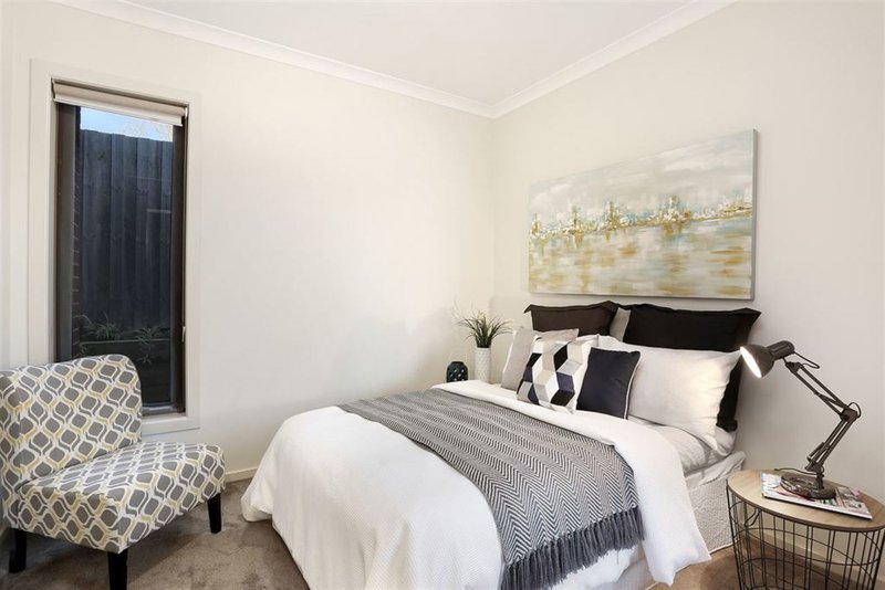 Photo - 2/1 Somerset Street, Box Hill North VIC 3129 - Image 8