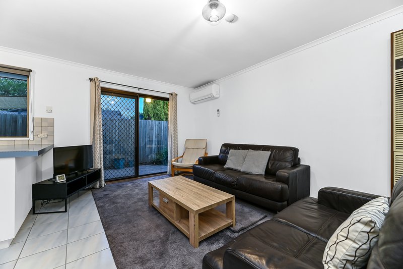 Photo - 21 Song Street, Narre Warren VIC 3805 - Image 3