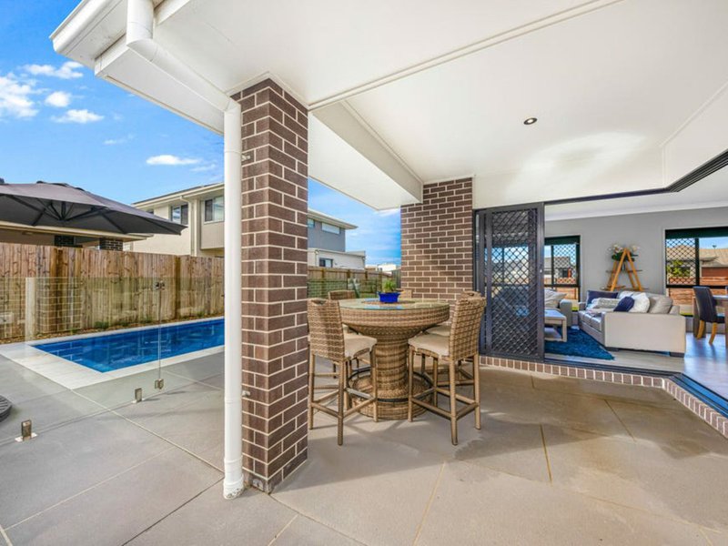 Photo - 21 Sophie Street, Nirimba QLD 4551 - Image 5