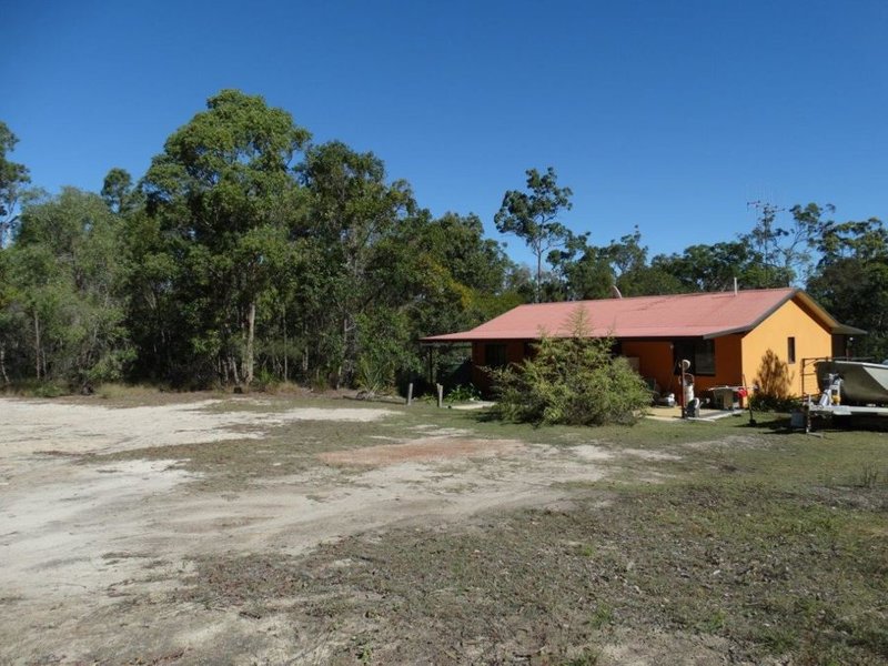 Photo - 21 Sorensen Road, Baffle Creek QLD 4674 - Image 6