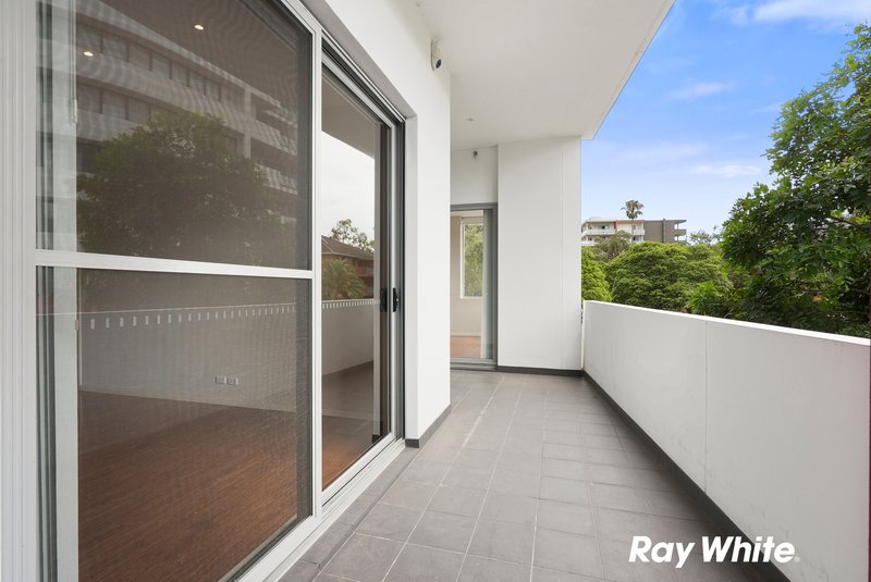 Photo - 2/1 Sorrell Street, Parramatta NSW 2150 - Image 13