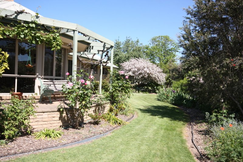 Photo - 21 South Street, Benalla VIC 3672 - Image 3