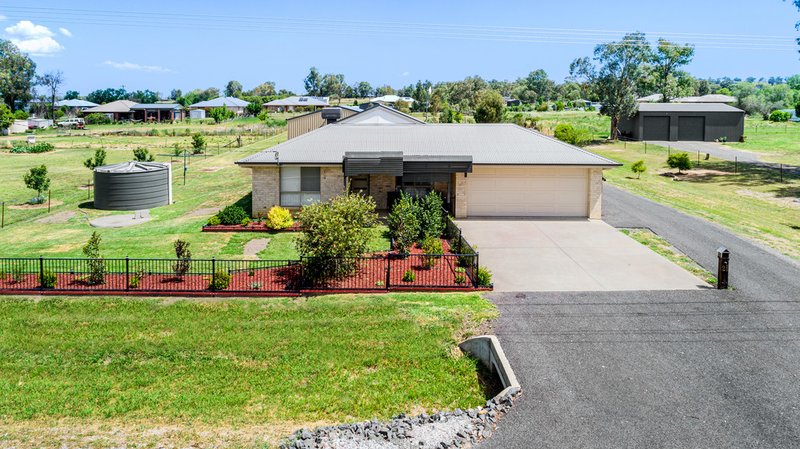 21 Spains Lane, Tamworth NSW 2340