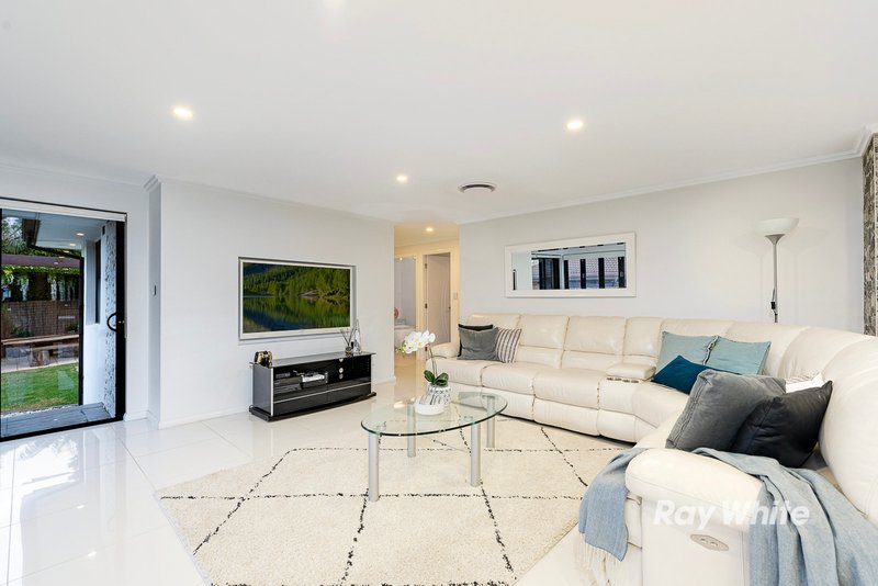 Photo - 21 Sporing Avenue, Kings Langley NSW 2147 - Image 5