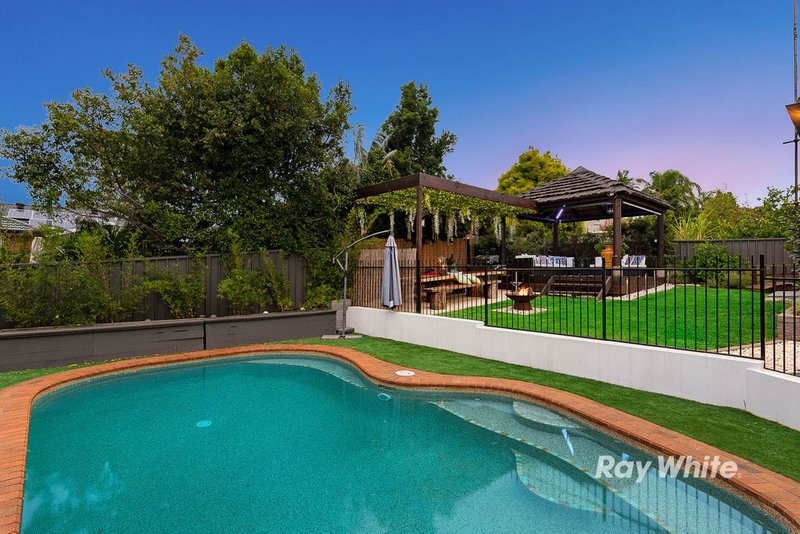 Photo - 21 Sporing Avenue, Kings Langley NSW 2147 - Image 12