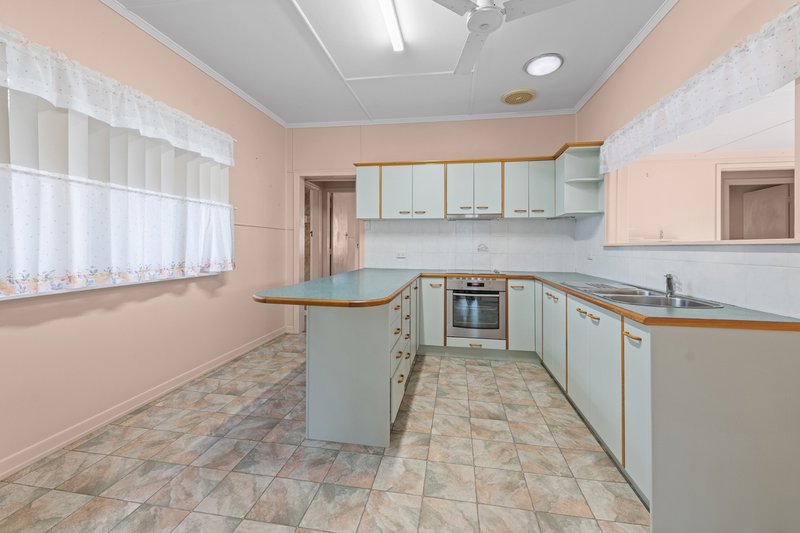Photo - 21 St Achs Street, Nudgee QLD 4014 - Image 5