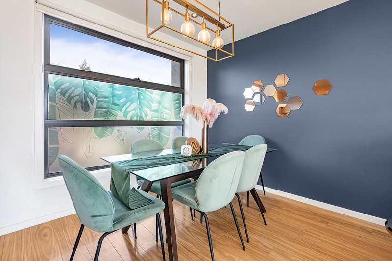 Photo - 2/1 Station Street, Blackburn VIC 3130 - Image 2