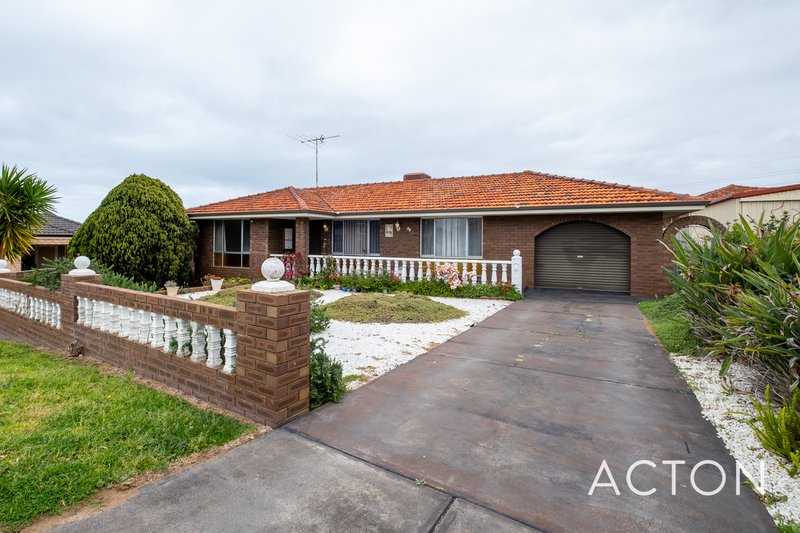 21 Steinbeck Place, Spearwood WA 6163