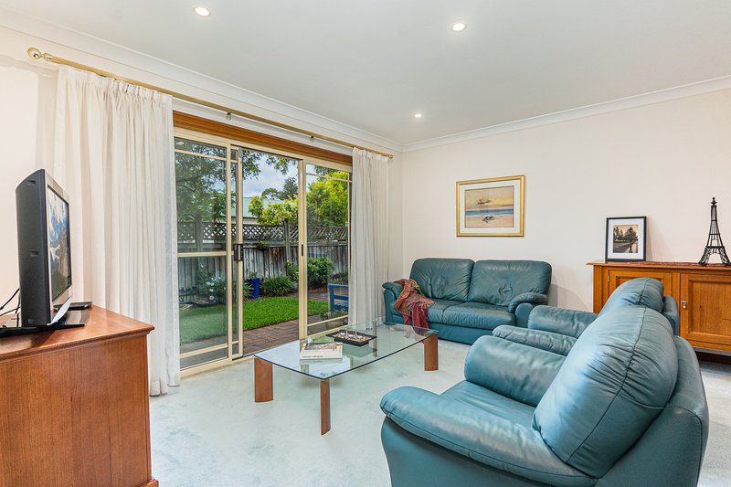 Photo - 2/1 Stewart Drive, Castle Hill NSW 2154 - Image 5