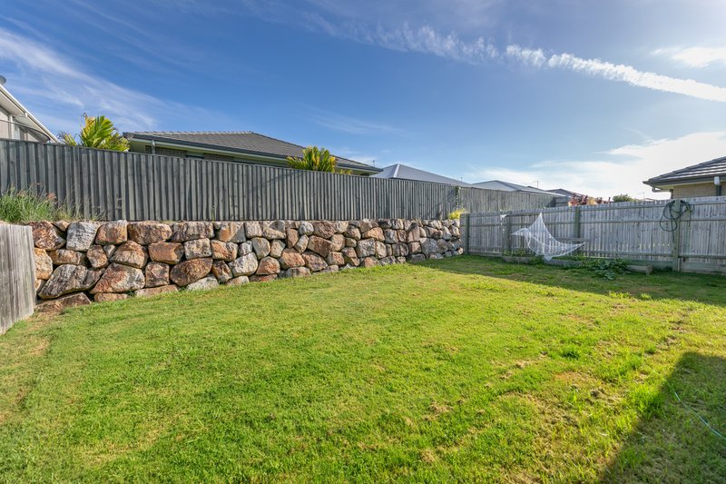 Photo - 21 Stone Ridge Boulevard, Narangba QLD 4504 - Image 11