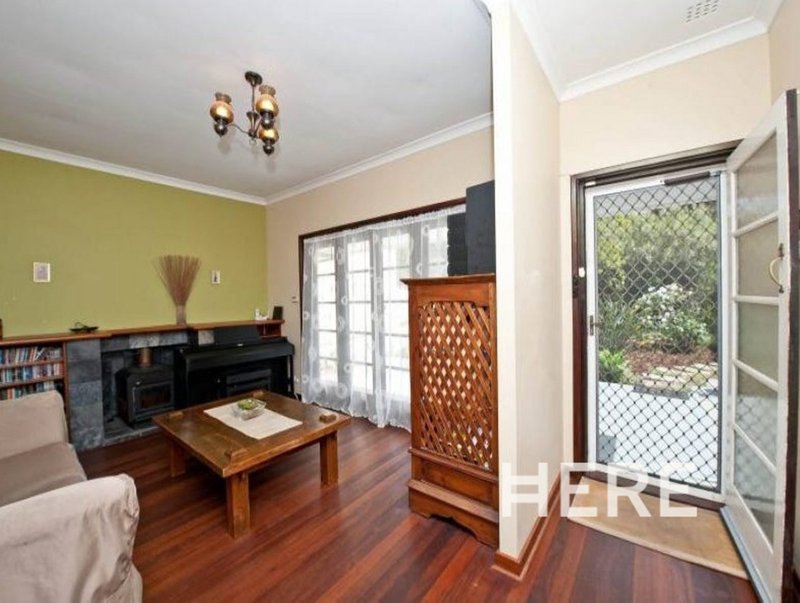 Photo - 21 Stoner Street, Innaloo WA 6018 - Image 10