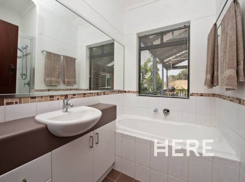 Photo - 21 Stoner Street, Innaloo WA 6018 - Image 11