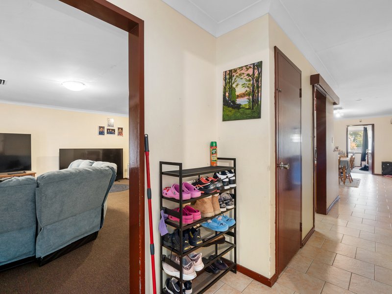 Photo - 21 Streatham Street, Beckenham WA 6107 - Image 9