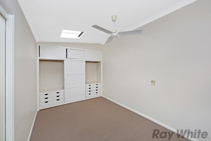 Photo - 21 Sunrise Avenue, Budgewoi NSW 2262 - Image 11