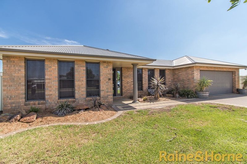 21 Sunvale Avenue, Dubbo NSW 2830