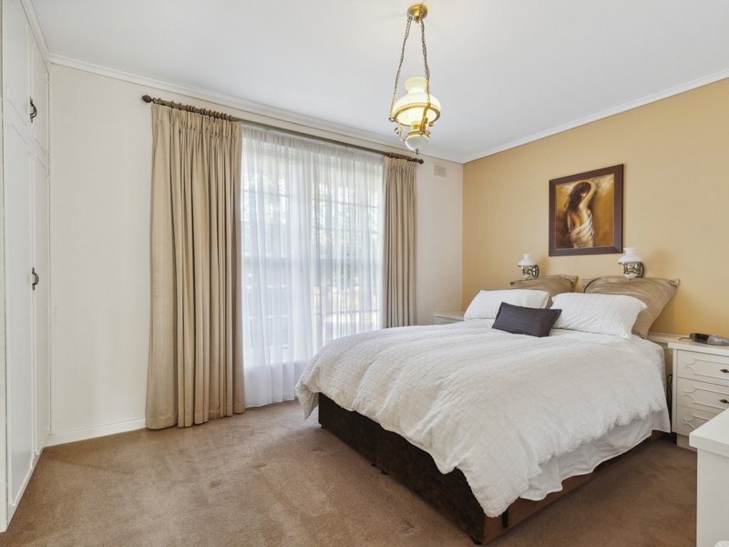 Photo - 21 Surrey Parade, Morphett Vale SA 5162 - Image 13