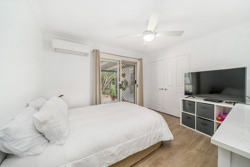 Photo - 21 Surround Street, Dakabin QLD 4503 - Image 6