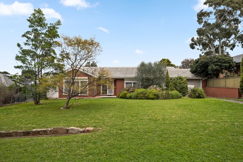 Photo - 21 Suzanne Avenue, Morphett Vale SA 5162 - Image 1