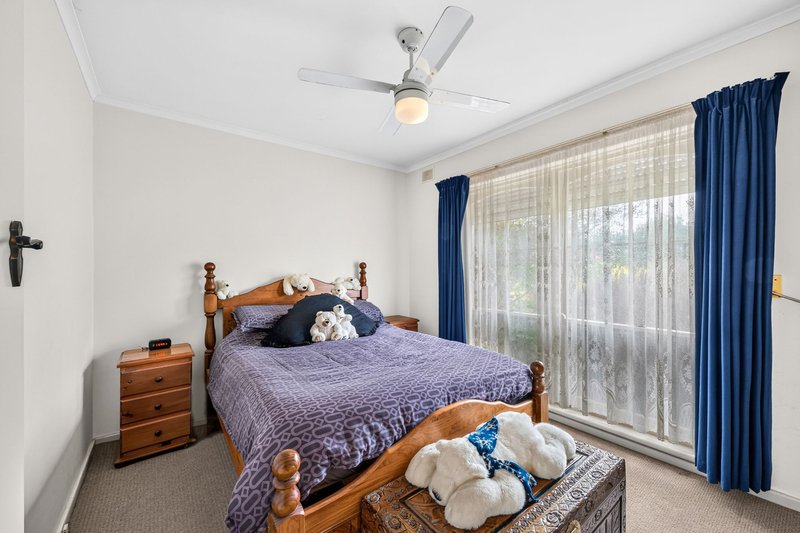 Photo - 21 Suzanne Avenue, Morphett Vale SA 5162 - Image 20