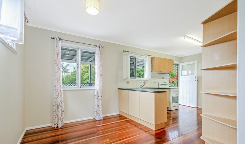 Photo - 21 Swanwick Street, Zillmere QLD 4034 - Image 8
