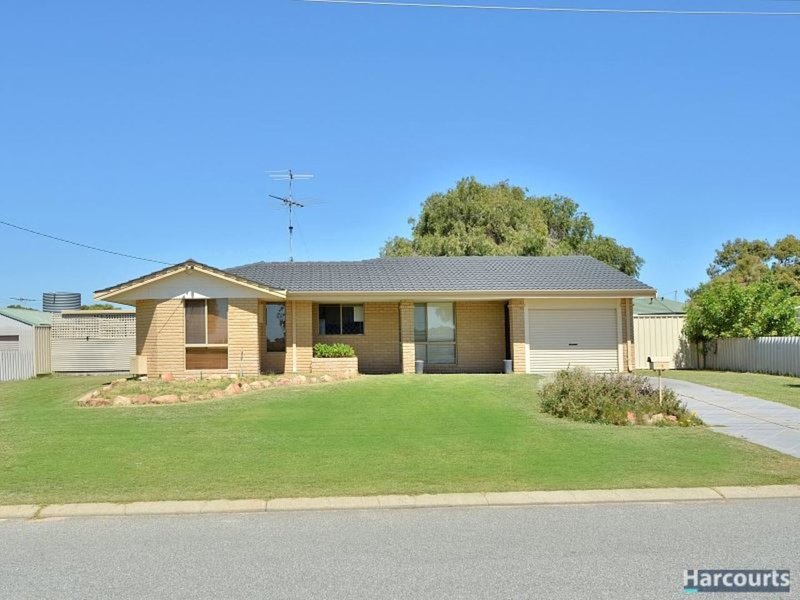 Photo - 21 Swiftshire Road, Madora Bay WA 6210 - Image 2