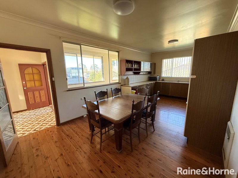Photo - 21 Talinga Place, Orange NSW 2800 - Image 6