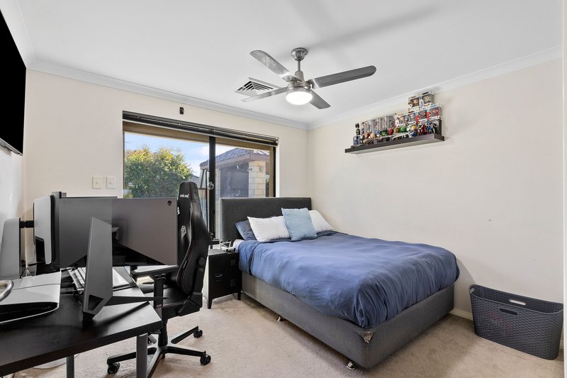 Photo - 21 Tambora Bend, Madeley WA 6065 - Image 17