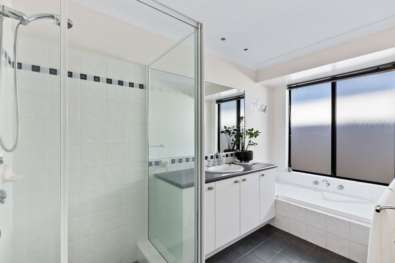 Photo - 21 Tambora Bend, Madeley WA 6065 - Image 18
