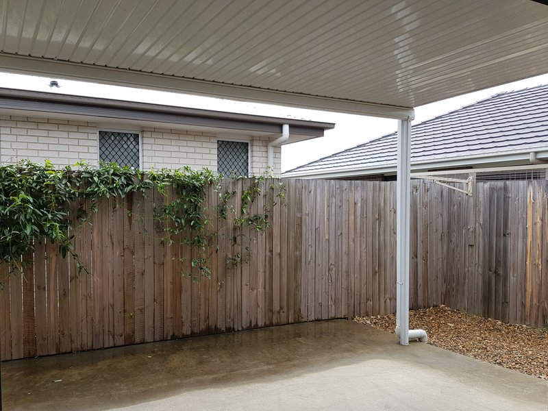 Photo - 2/1 Tasker Street, Yarrabilba QLD 4207 - Image 8
