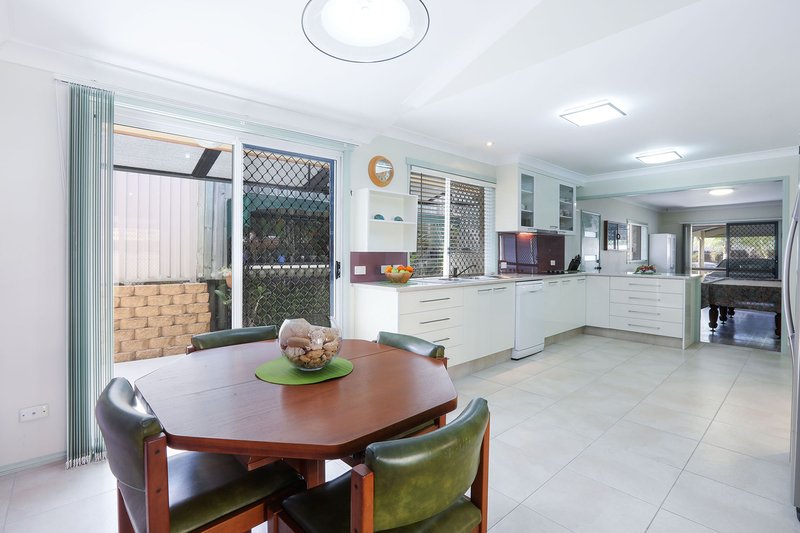 Photo - 21 Teasdale Drive, Nerang QLD 4211 - Image 3