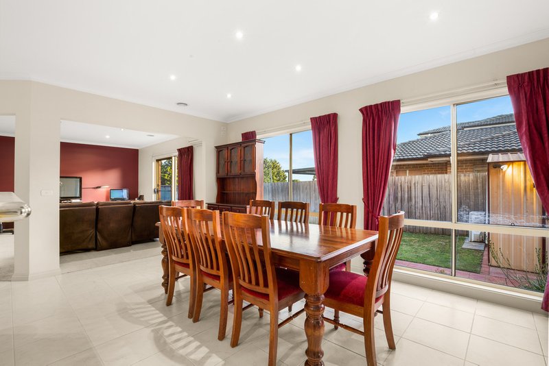 Photo - 21 Tegans Close, Hallam VIC 3803 - Image 7