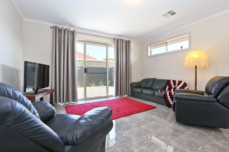 Photo - 21 Tennyson Avenue, Plympton Park SA 5038 - Image 7