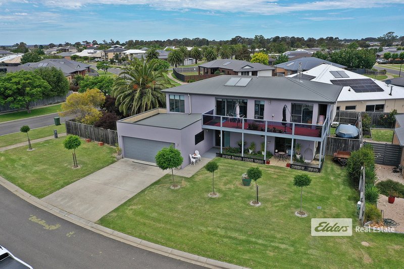 Photo - 21 The Crescent, Paynesville VIC 3880 - Image 2