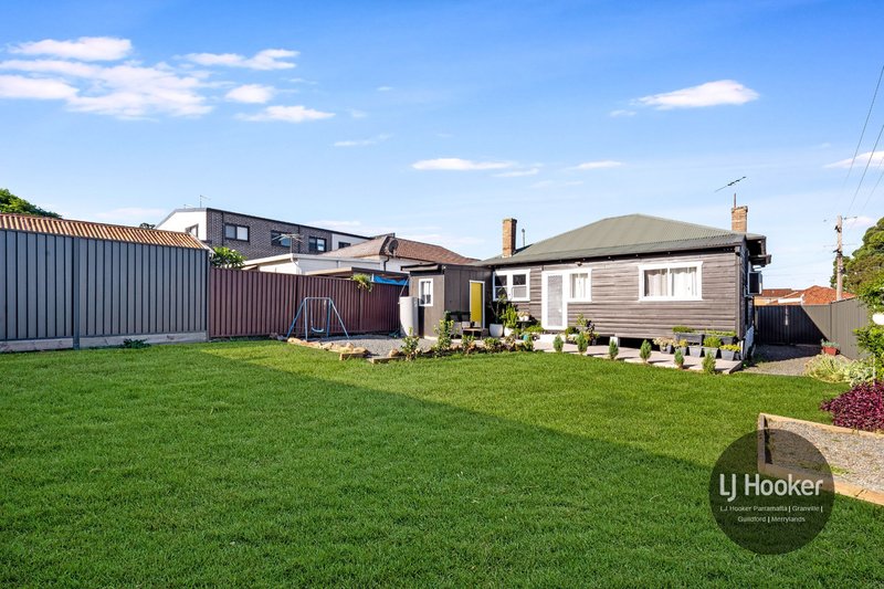 Photo - 21 The Esplanade, Guildford NSW 2161 - Image 11