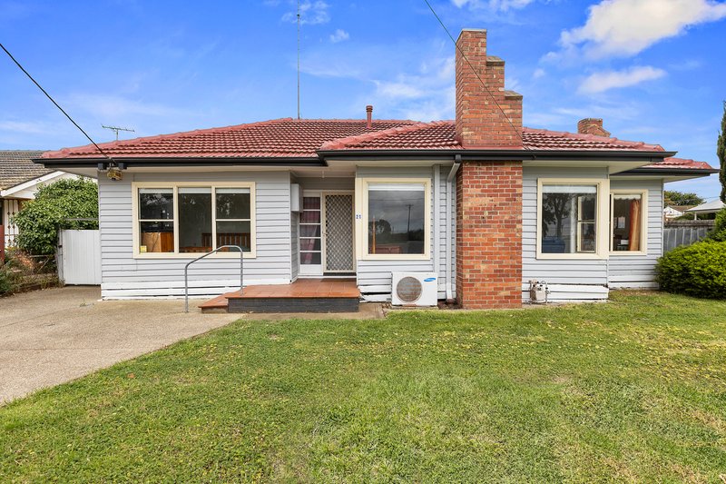 21 The Esplanade, North Shore VIC 3214