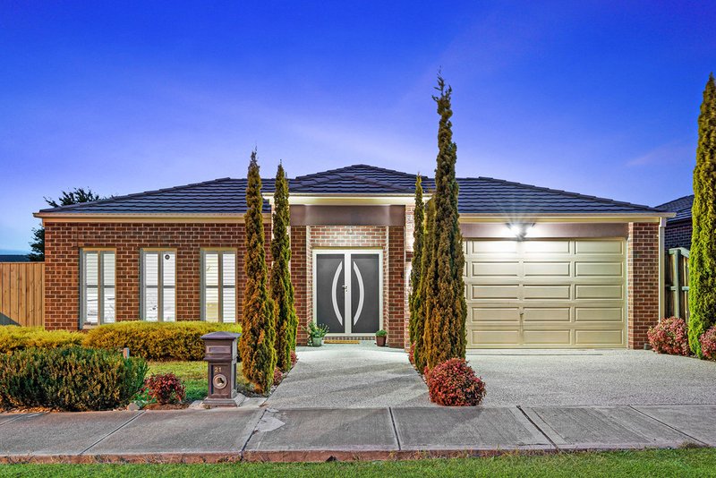 21 The Esplanade, Taylors Hill VIC 3037