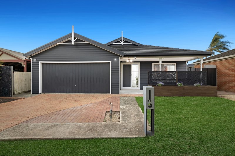 Photo - 21 The Retreat, Hampton Park VIC 3976 - Image 1