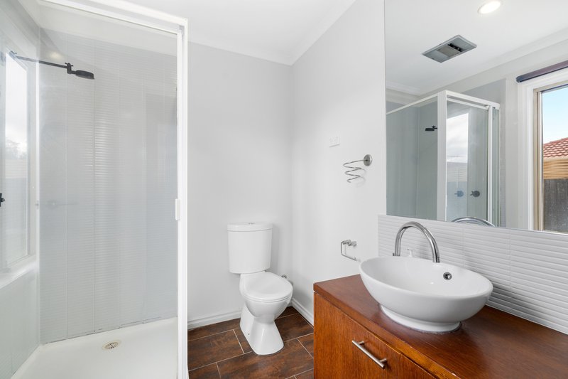 Photo - 21 The Retreat, Hampton Park VIC 3976 - Image 9