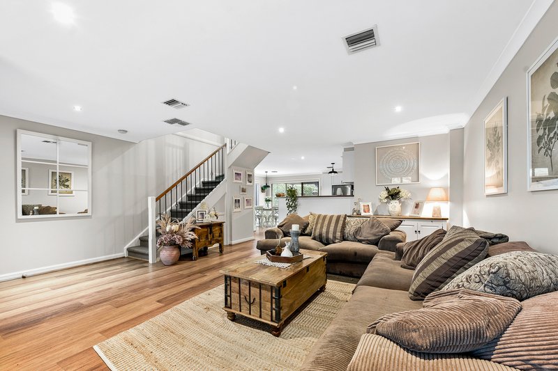 Photo - 21 The Strand , Narre Warren South VIC 3805 - Image 4