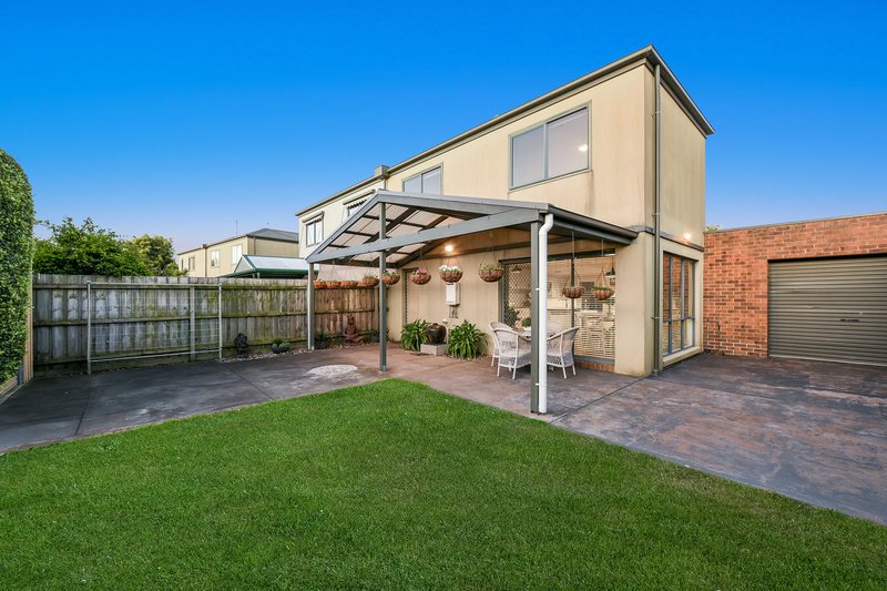 Photo - 21 The Strand , Narre Warren South VIC 3805 - Image 6