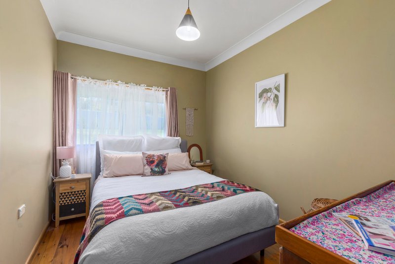 Photo - 21 Thompson Street, Woonona NSW 2517 - Image 6