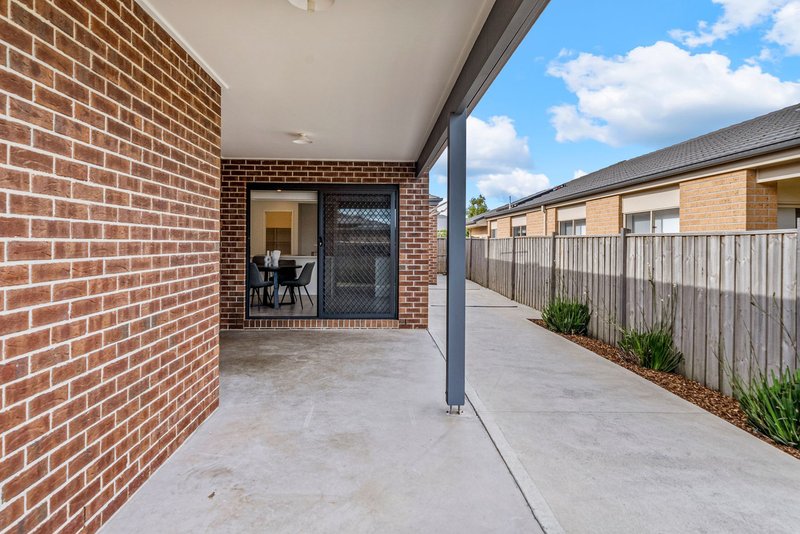 Photo - 21 Thornbury Street, Donnybrook VIC 3064 - Image 11