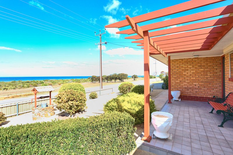 Photo - 21 Tiddy Widdy Beach Road, Tiddy Widdy Beach SA 5571 - Image 2