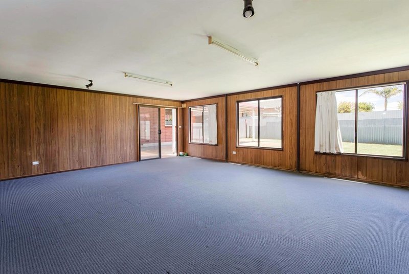 Photo - 21 Tingira Drive, O'Sullivan Beach SA 5166 - Image 10